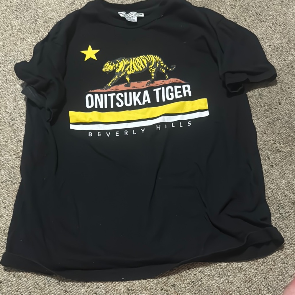 Onitsuka Tiger Black Graphic T-Shirt